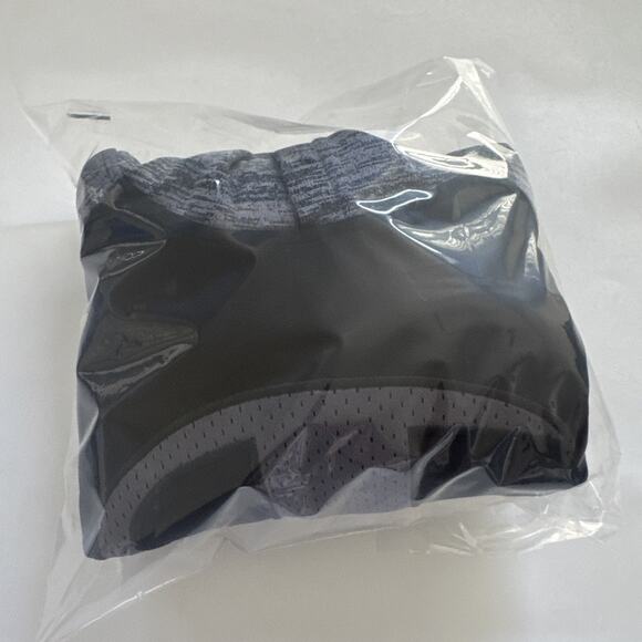 Boys Champion Hooded Sweatshirt Medium Hoodie LOGO Back to School - Picture 8 of 8